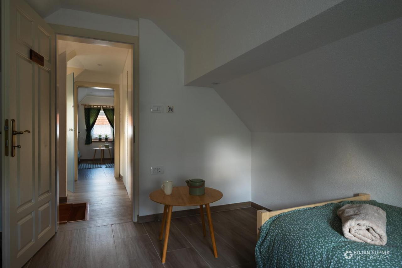 Cherry House - Cosy House - Ideal For Bear Watching, In The Neighborhood Of The Medieval Sneznik Castle Stari Trg pri Lozu Εξωτερικό φωτογραφία