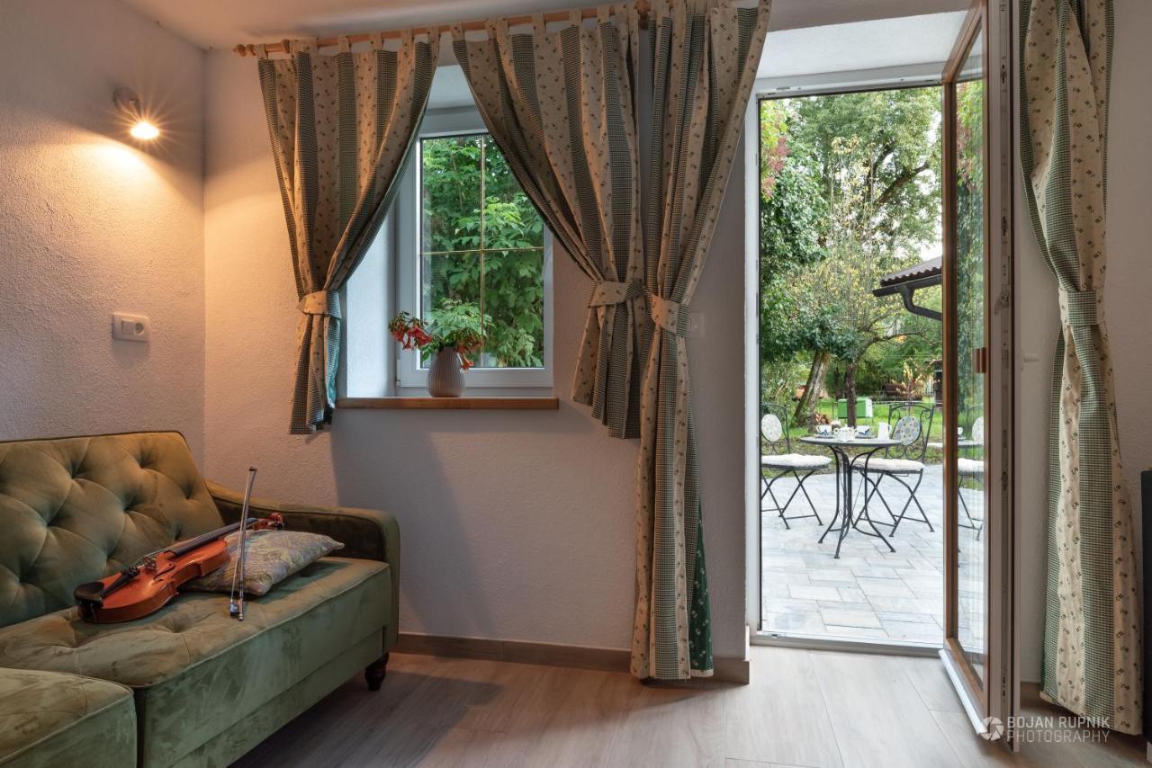 Cherry House - Cosy House - Ideal For Bear Watching, In The Neighborhood Of The Medieval Sneznik Castle Stari Trg pri Lozu Εξωτερικό φωτογραφία
